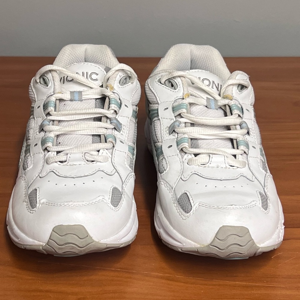 Vionic Walker Classic Leather Women’s Sneakers Si… - image 7